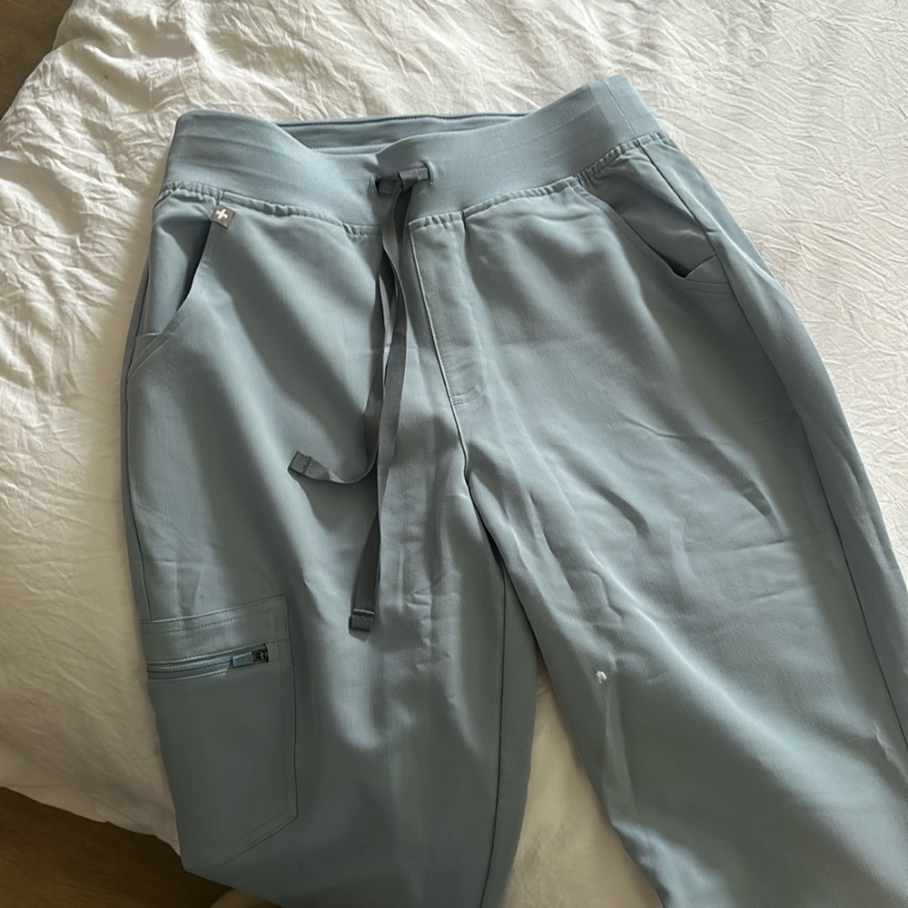 Zamora High Wasted Joggers. COLOR DUSTY BLUE. Size small.